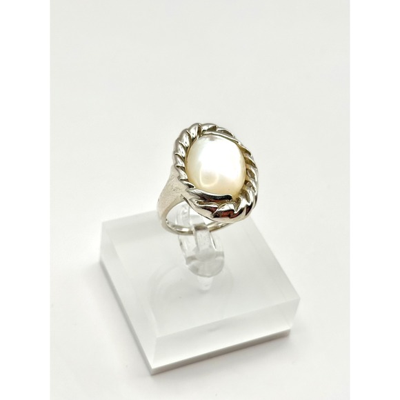 Mother of Pearl Sterling Silver Handmade Statement Ring Size 8.75 - Picture 2 of 8